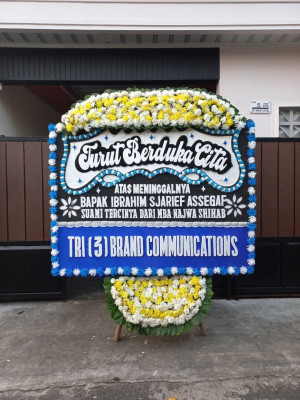 Papan Bunga Duka di Kawo